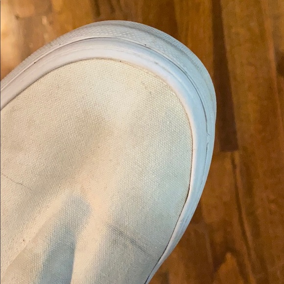 Vans - Picture 7 of 9